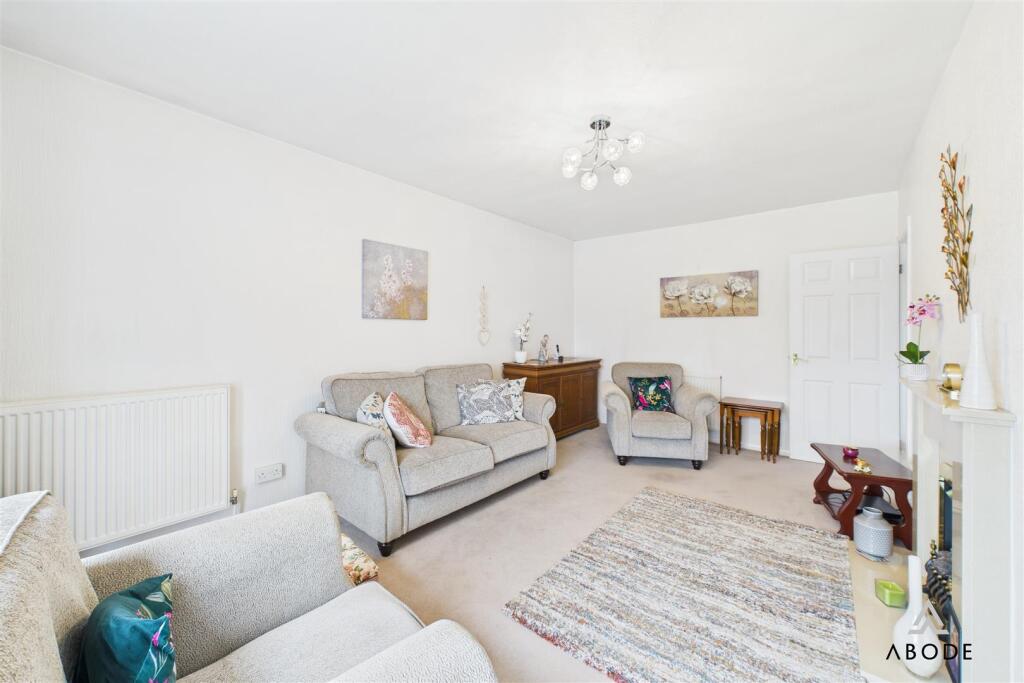 Dovedale Close, Stapenhill photo 4