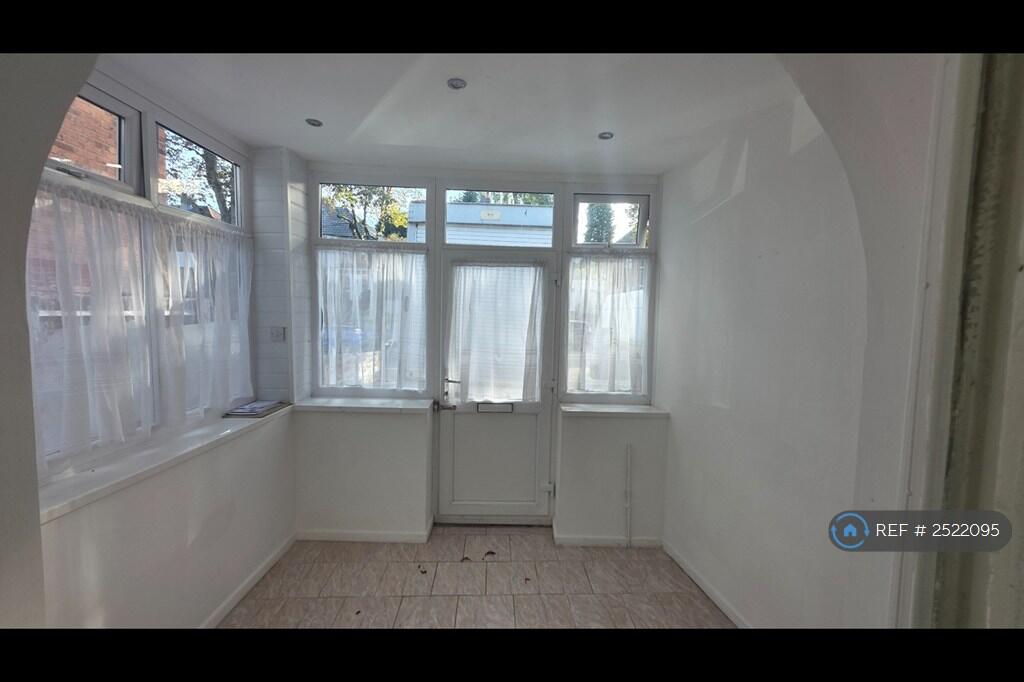 3 bedroom detached house for rent