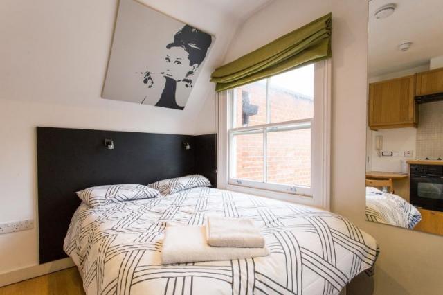 Studio flat for rent