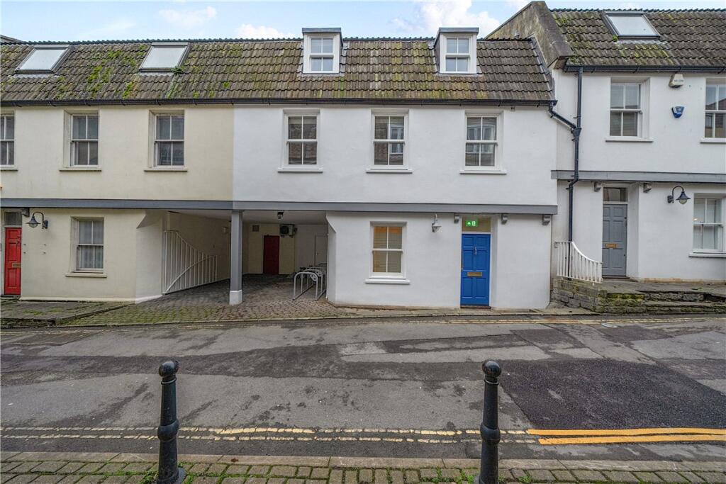 Main image of property: Palace Yard Mews, Bath, BA1