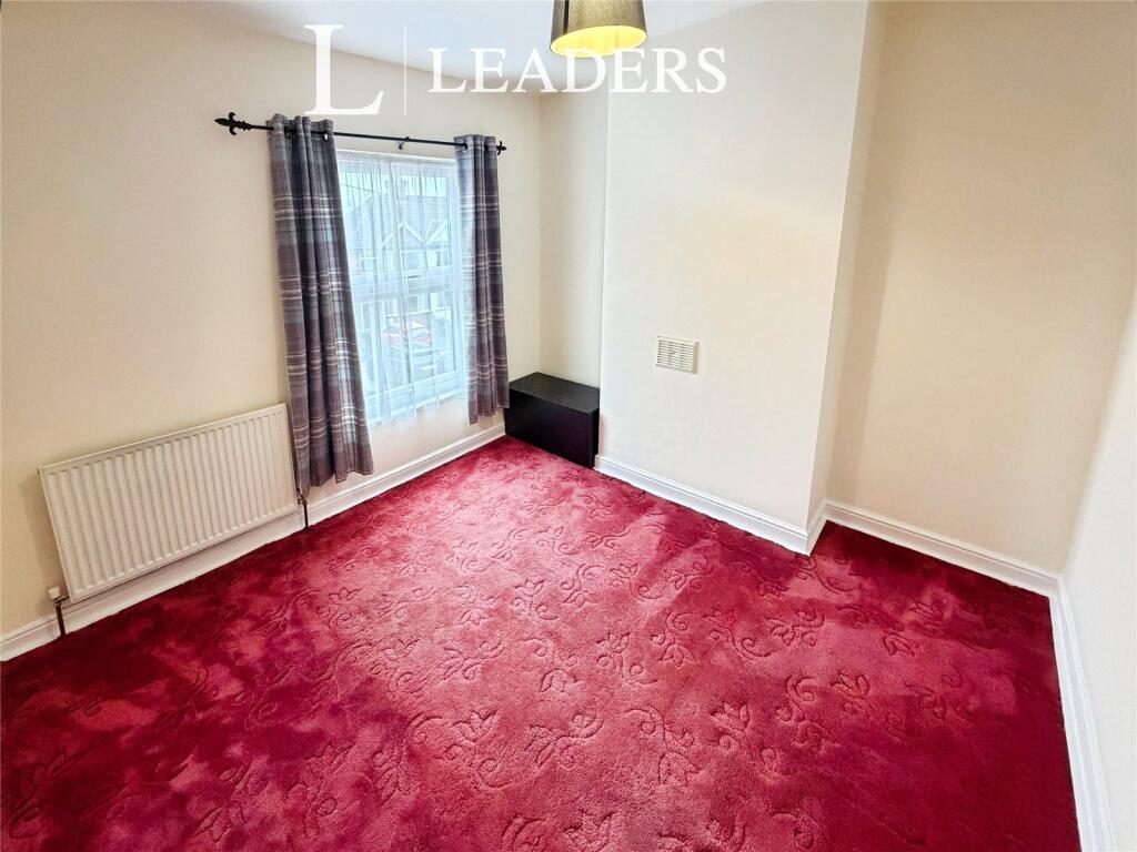 House in Leicester - More