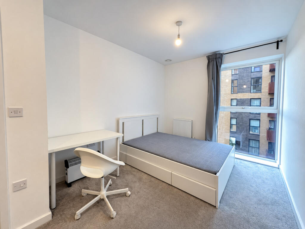 Apartment in London - View 5