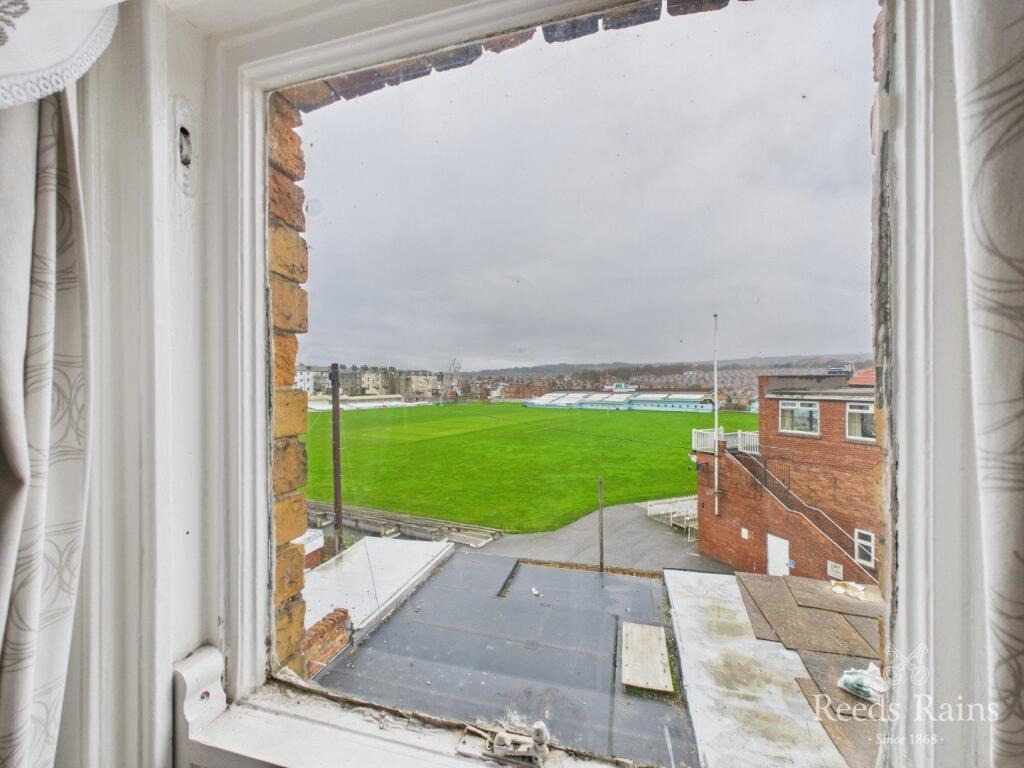 House in Scarborough, The Old Town - View 2