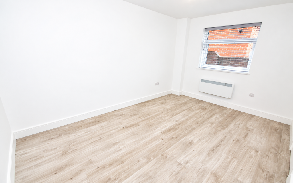 Apartment in Southampton - View 3
