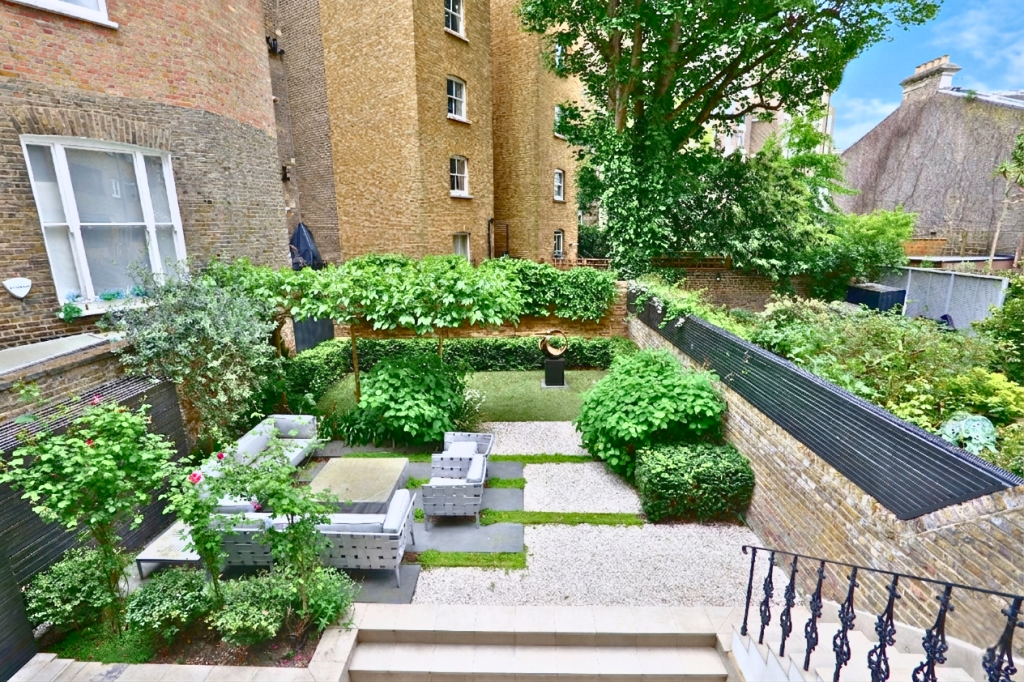 4 bedroom flat for rent