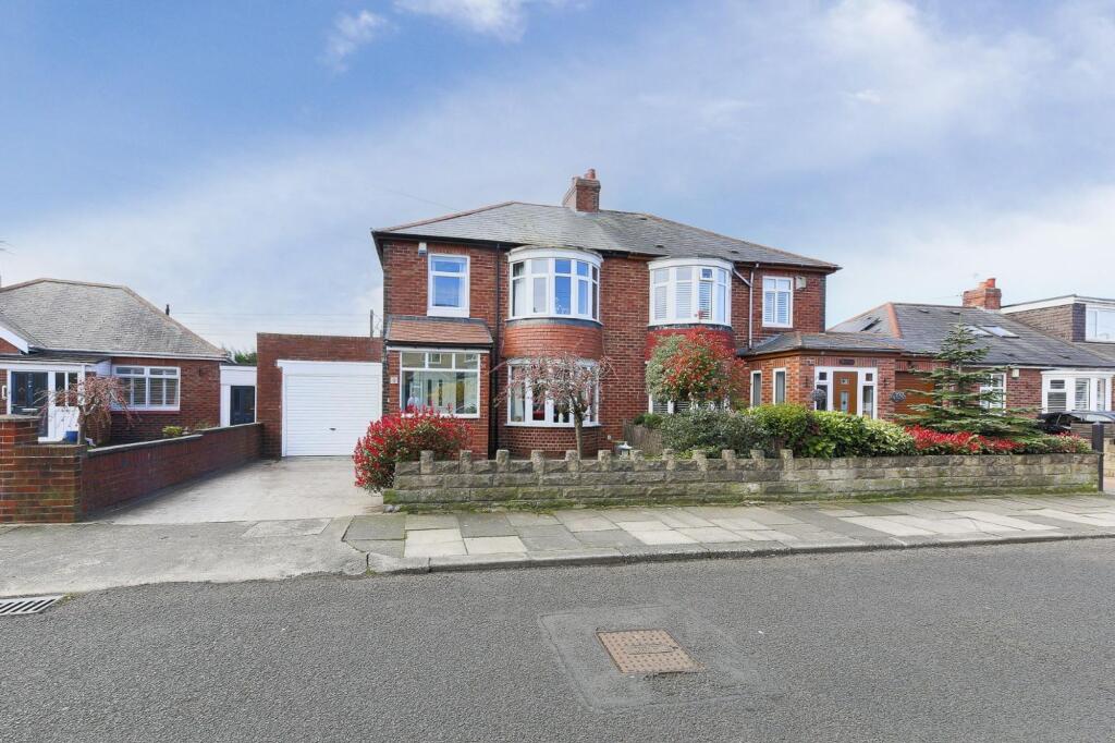 3-bed house on Firtree Crescent, Forest Hall, NE12, £260,000