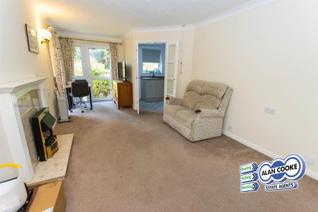 Apartment in Leeds - View 5