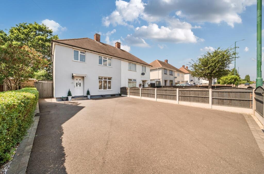 Main image of property: Glaisdale Drive West, Nottingham, Nottinghamshire, NG8