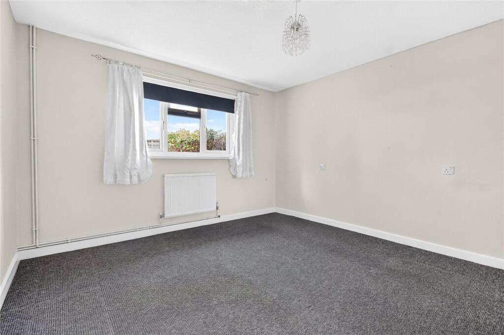 House in Bracknell - View 4