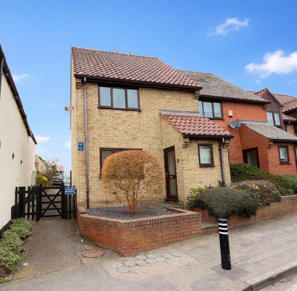 Main image of property: Crossways, The Green, Haddenham, Ely, Cambridgeshire