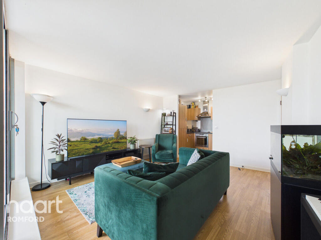 1 Bedroom Flat in RM1 3HG