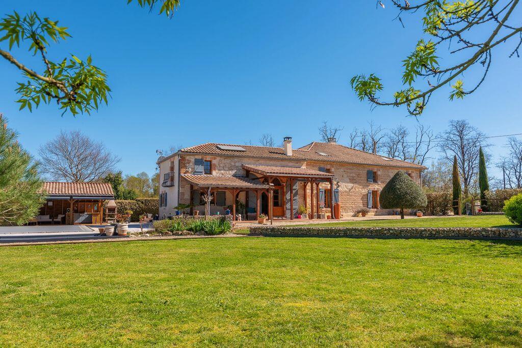 Main image of property: St Nicholas de la Grave, Tarn-et-Garonne