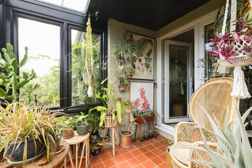 House in Hastings, Silverhill - More