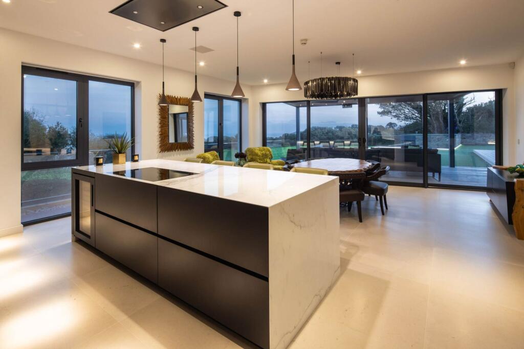House in Stanley, West Shield Row Villas - View 4