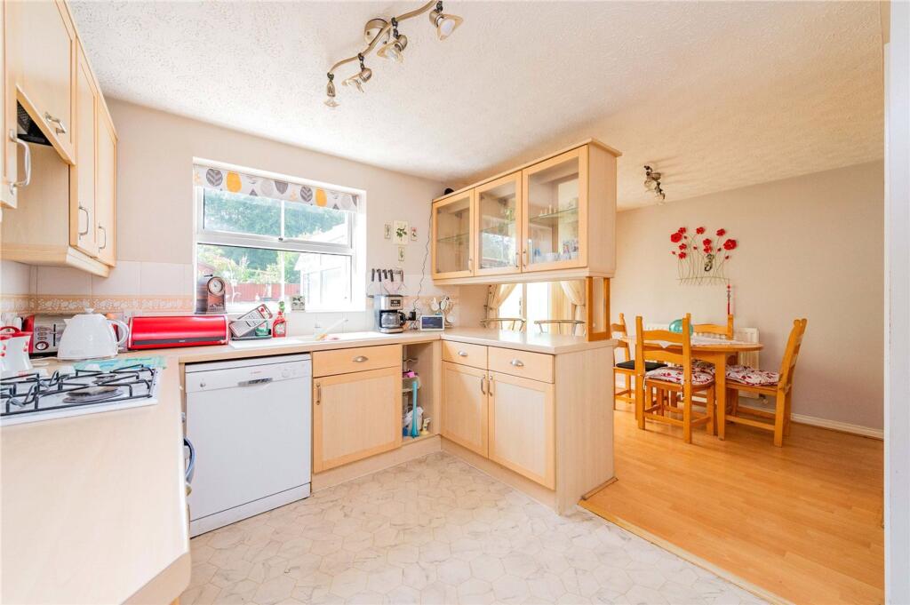 Longthorpe Drive, Leegomery, TF1 photo 3