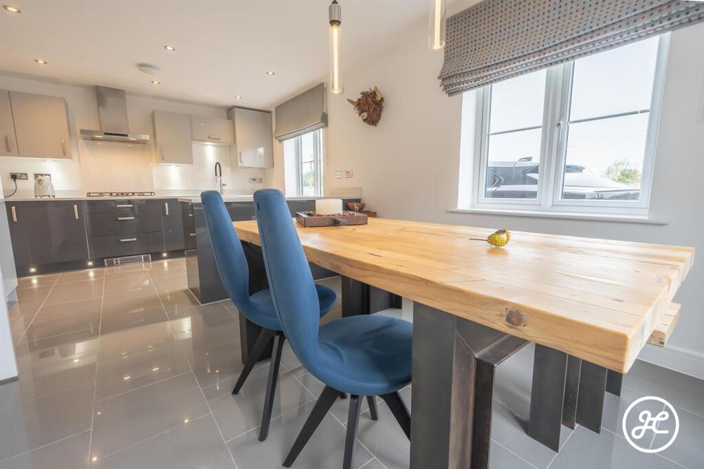 Greenacres, Puriton, Bridgwater - View 5