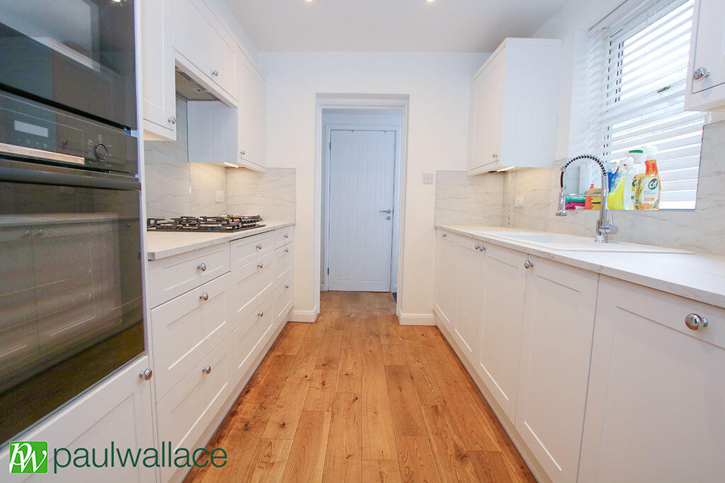 House in Enfield - View 4