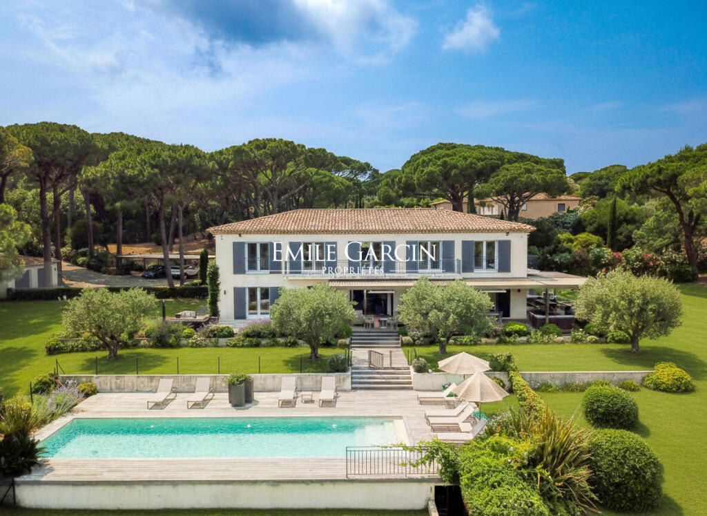 Main image of property: Provence-Alps-Cote d`Azur, Var, Ramatuelle