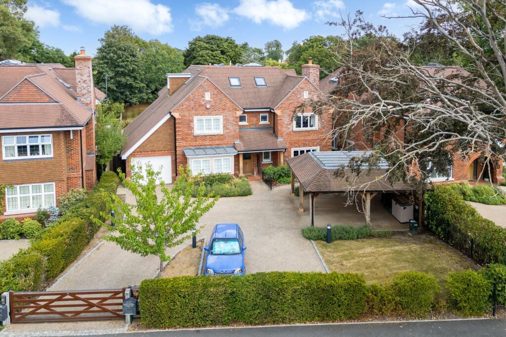Main image of property: Oval Way, Gerrards Cross, Buckinghamshire, SL9