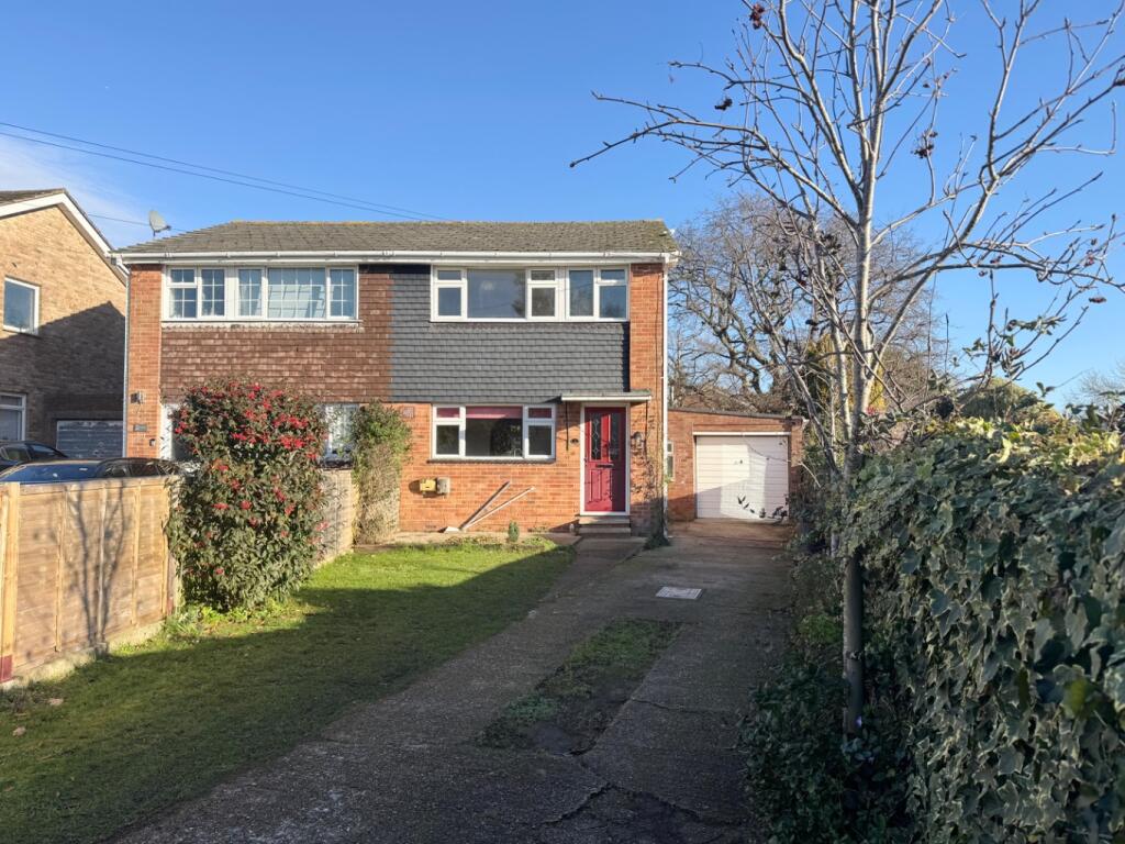 Main image of property: Edward Close, Blackfield, Southampton, Hampshire, SO45