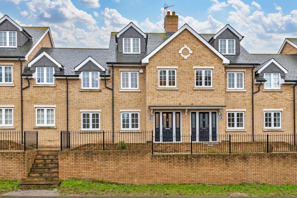 Main image of property: Newmarket Road, Royston, SG8