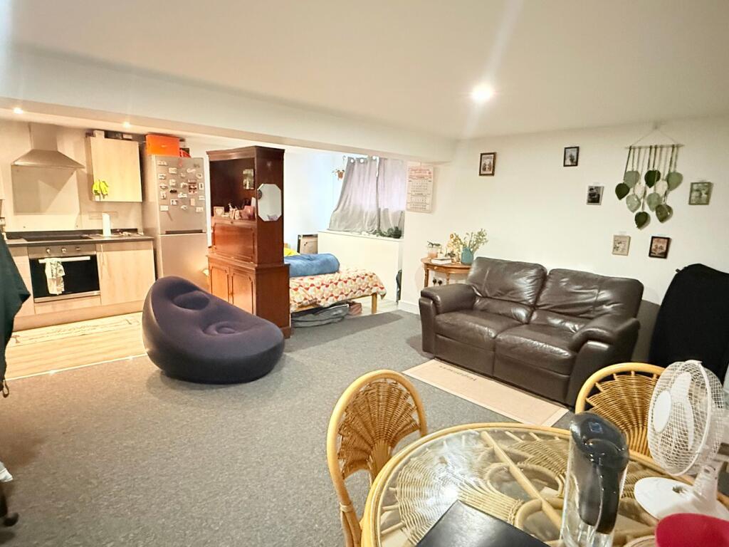 Additional image 6 of Newton Road, Yeovil, BA20