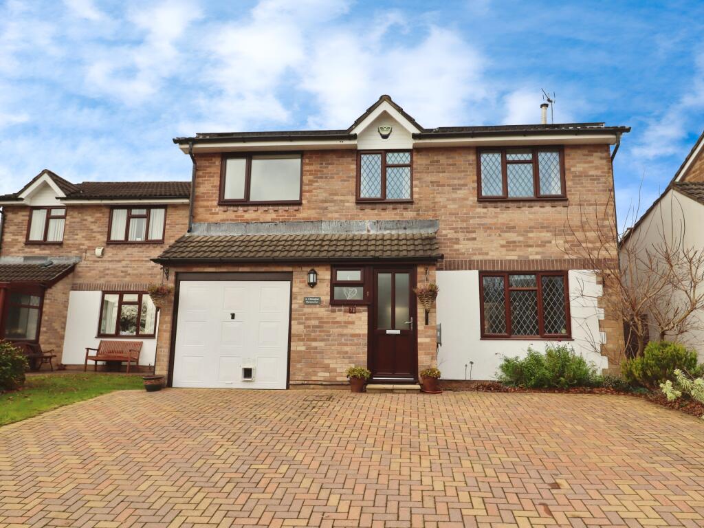 4-bed detached on Ashleigh court, Cwmbran, NP44, £375,000