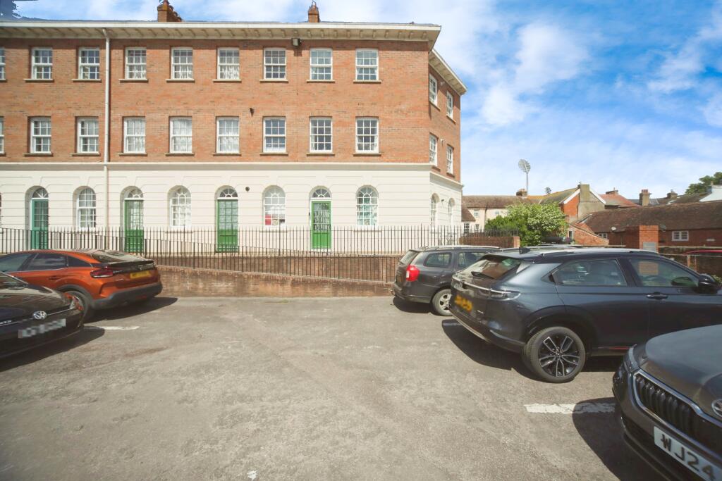 Main image of property: The Octagon - WITH PARKING