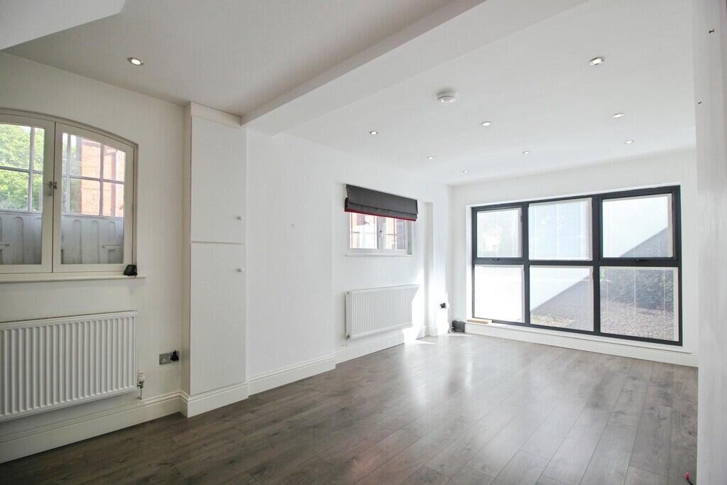 House in Chester, City of Chester - View 2