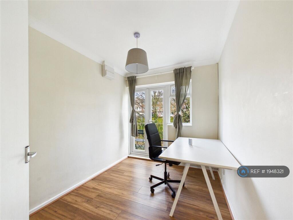 Apartment in Colchester - View 4
