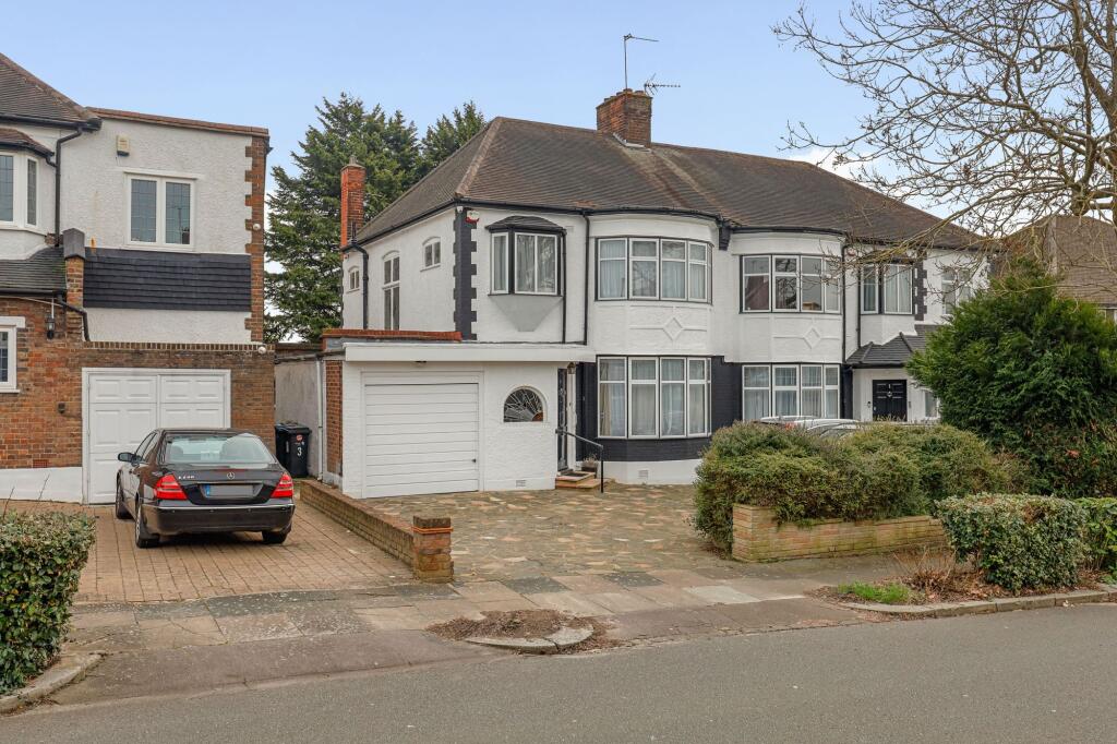 Main image of property: Minchenden Crescent, London, N14