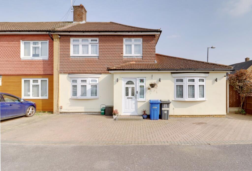 Main image of property: Cherwell Grove, South Ockendon, RM15