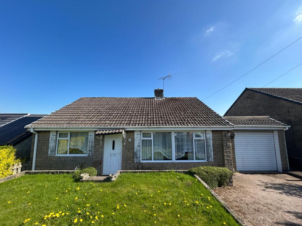 Main image of property: 67 Victoria Road, Stocksbridge, Sheffield, South Yorkshire S36 2FX