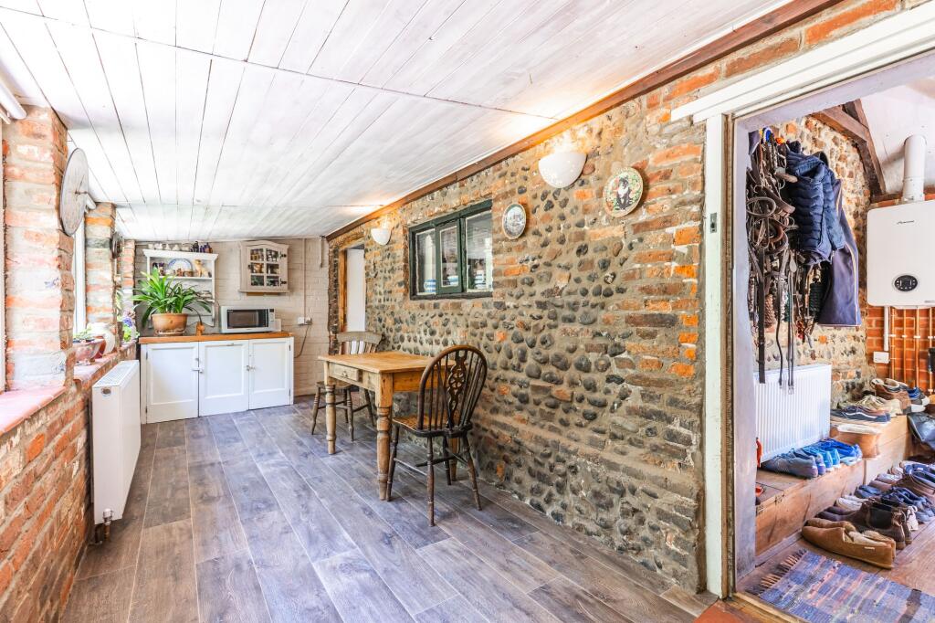 House in Norwich - More