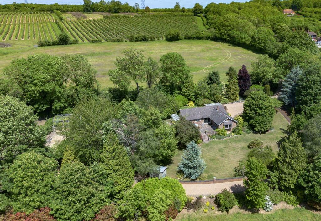 Main image of property: Hunton Hill, Hunton, Maidstone, Kent, ME15