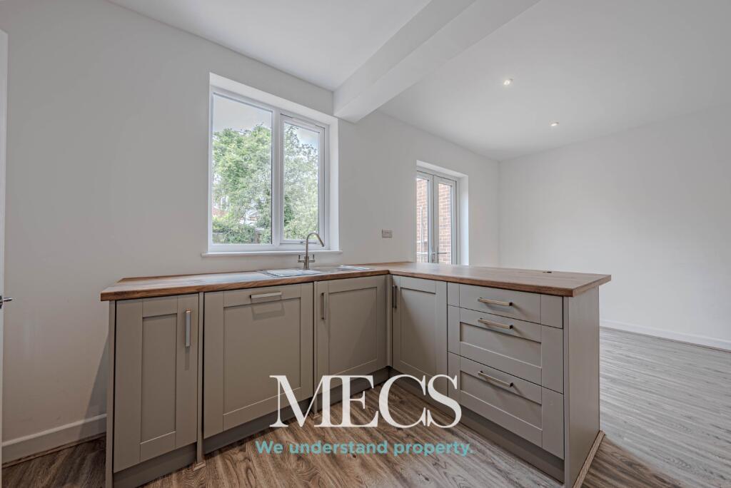House in Solihull, Ulverley Green - View 5