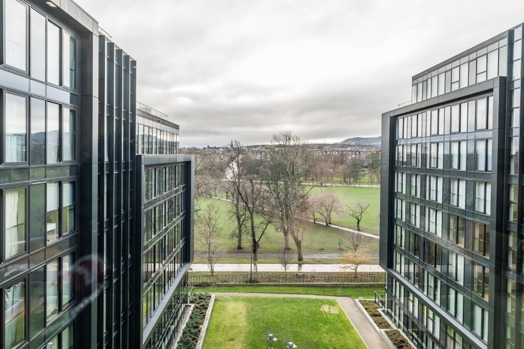 Main image of property: Simpson Loan, Edinburgh, EH3