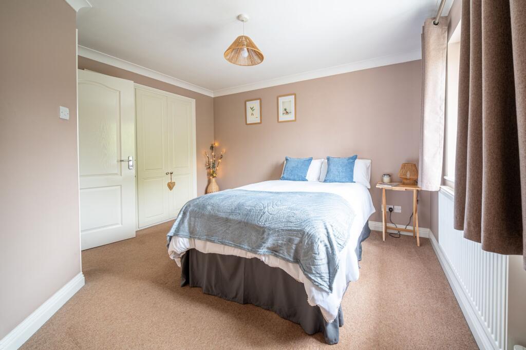 House in Eastleigh, Fair Oak and Horton Heath - View 5