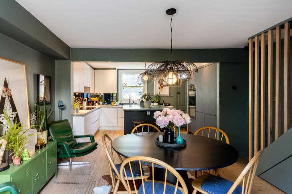 House in Hove, Brighton and Hove - View 3