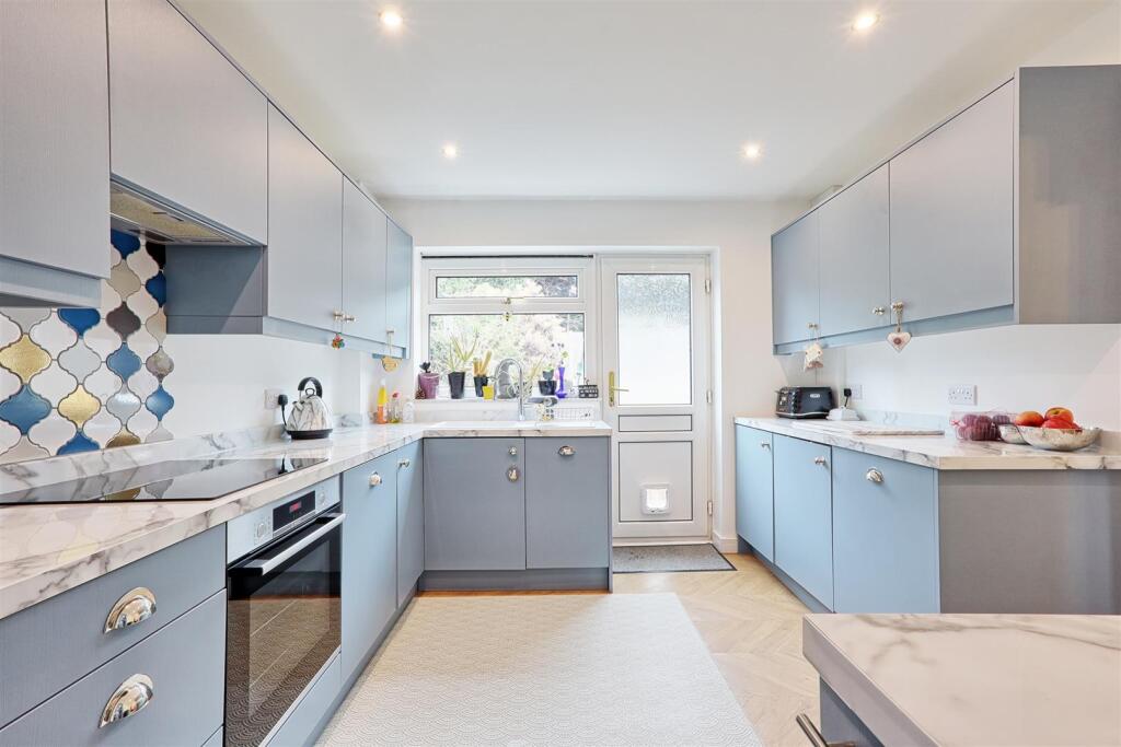 House in Braintree, Coggeshall - More