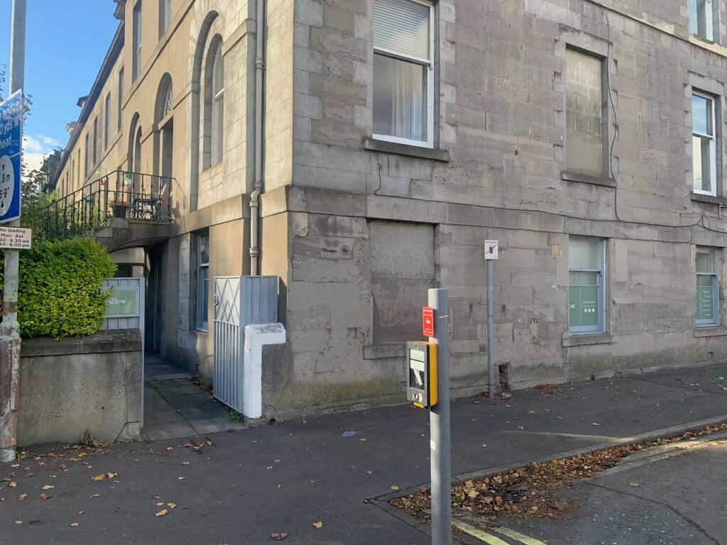 Main image of property: 1 Marshall Place, Perth, PH2 8AH