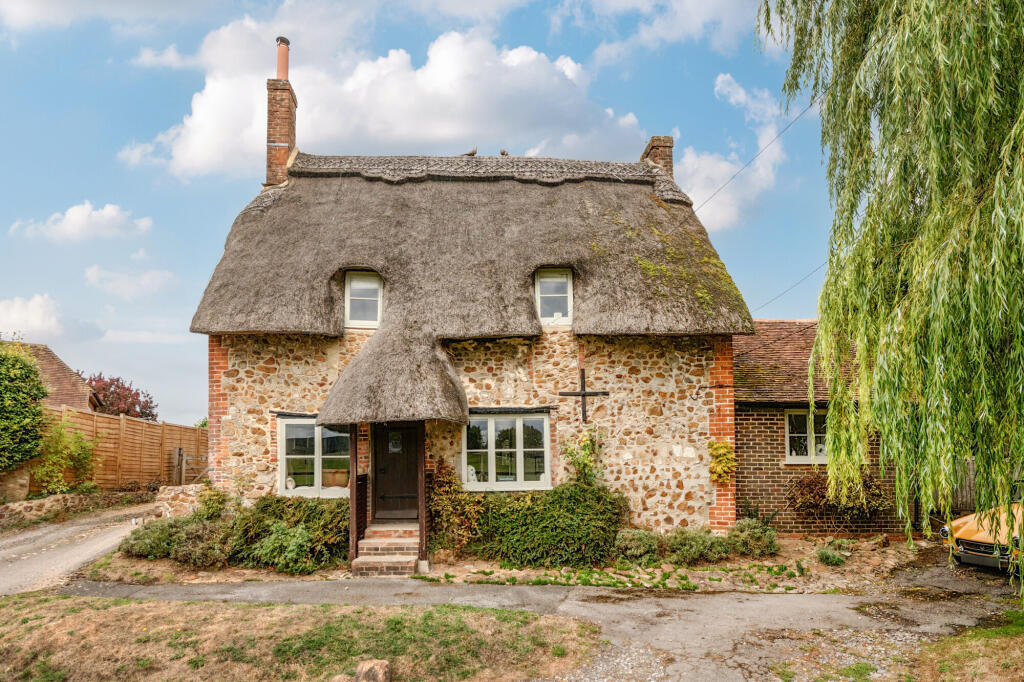 House in Lambourn, West Berkshire - View 2