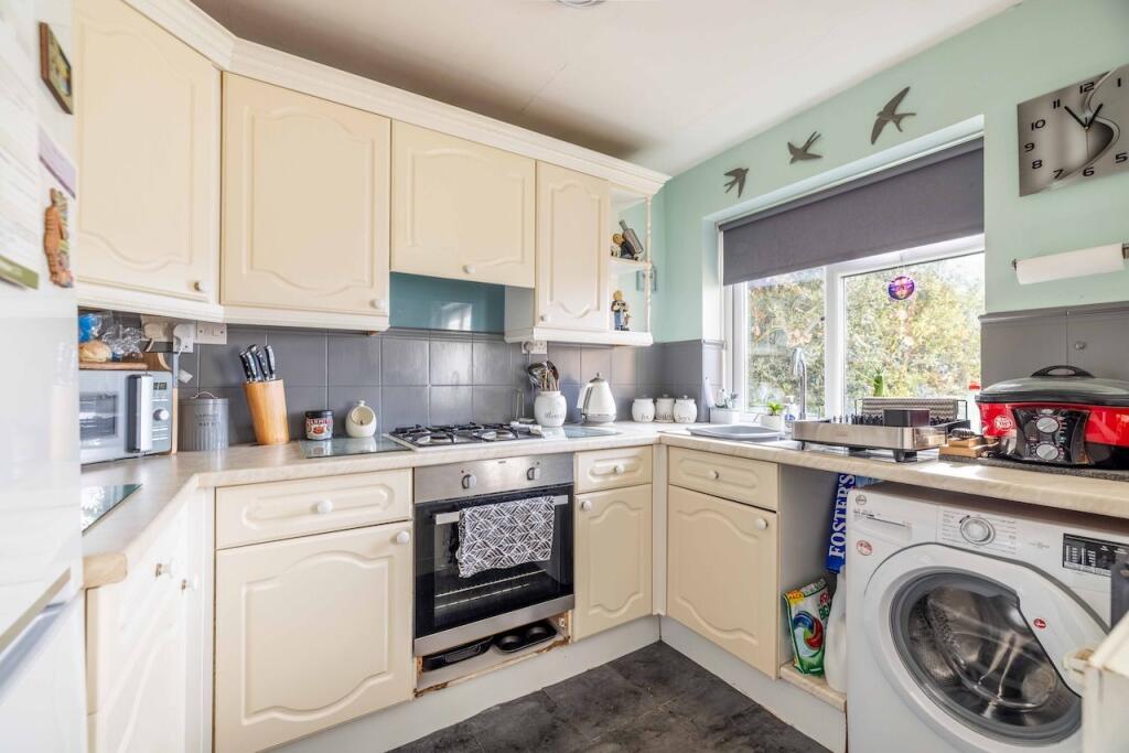 Apartment in Denham Green, Denham - View 5