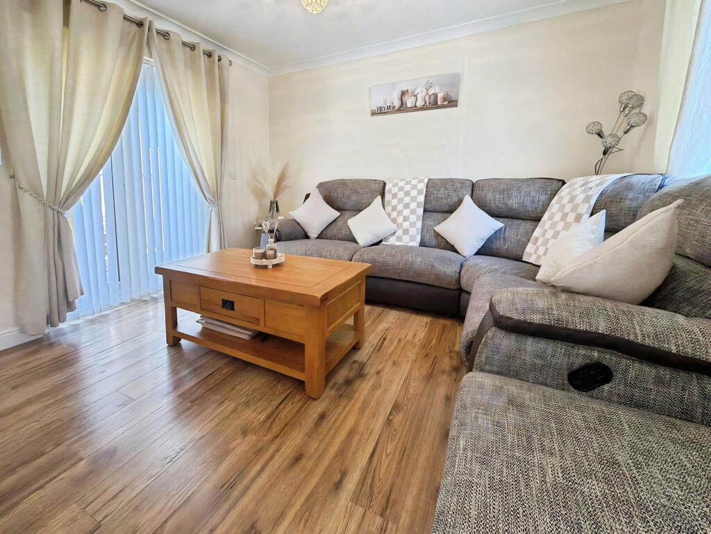 Green Street, Morriston, Swansea photo 4