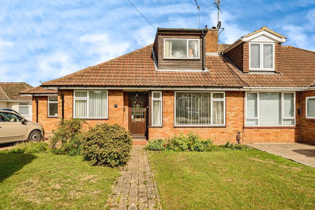 Main image of property: Kendal Close, AYLESBURY