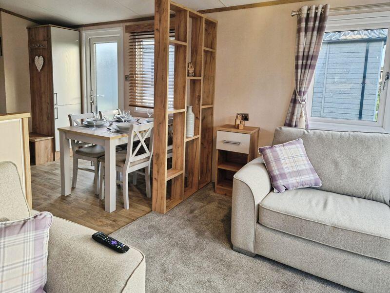 Promenade Way, Brightlingsea, CO7 photo 3