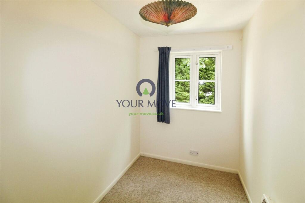 Apartment in Sutton - View 5