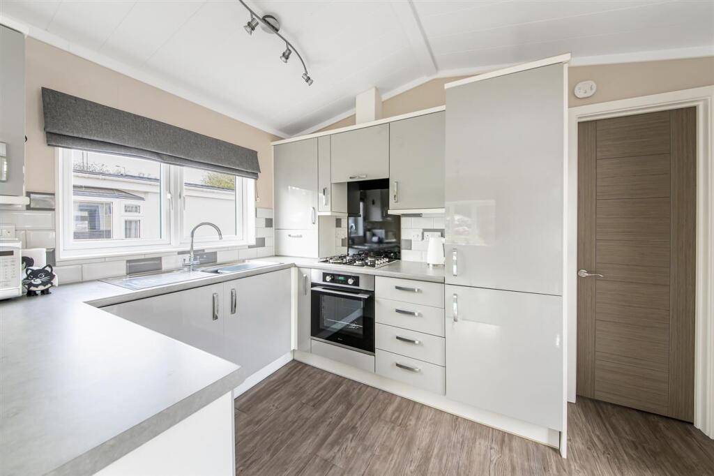 Main image of property: Lyndene Road, Didcot, OX11