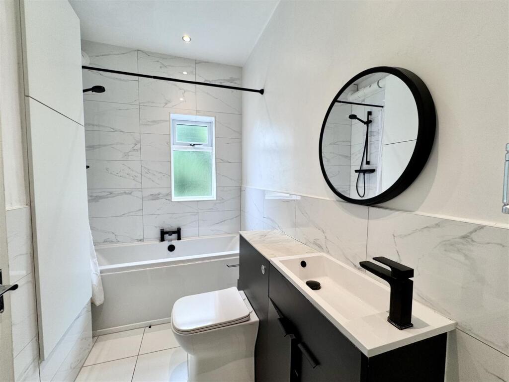 House in Barnsley, South Yorkshire - View 3