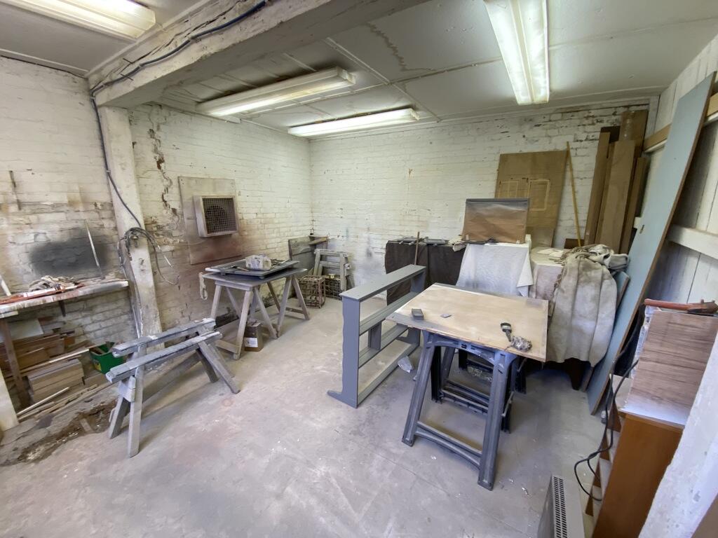Photo 4